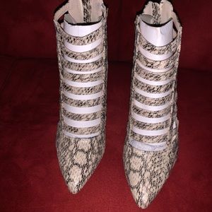 Python print heels